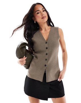 ASOS DESIGN knitted structured vest with contrast buttons in mocha