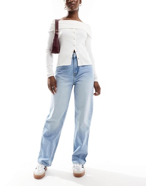 Bershka comfort fit mom jean in light blue wash