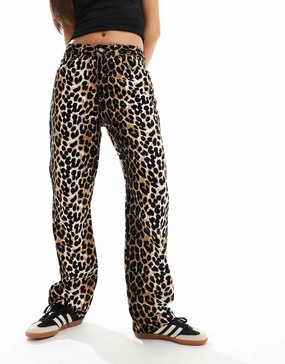 ASOS DESIGN 90s Straight jeans in leopard print