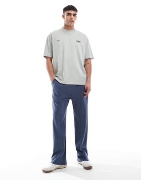 Bershka wide leg sweatpants in dark blue