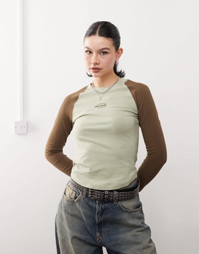 Reclaimed Vintage raglan detail top