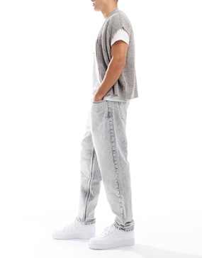 Bershka loose fit jeans in gray