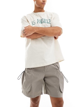 ADPT technical cargo short in beige