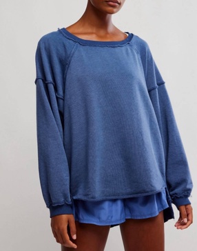 one to beat pullover sweatshirt in midnight navy