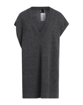 Sleeveless sweater