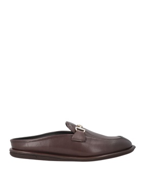 Mules and clogs