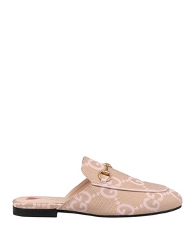 Mules and clogs