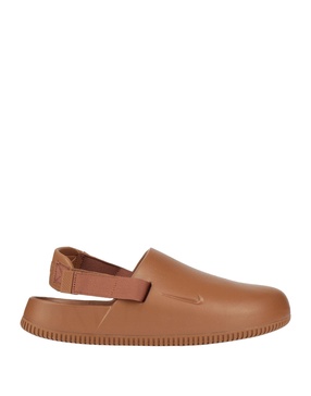 Mules and clogs