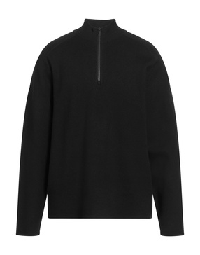 Sweater with zip