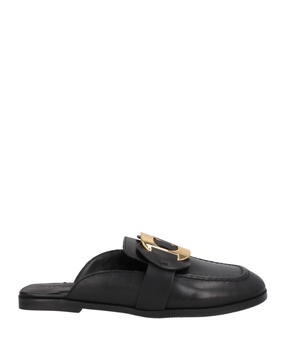 Mules and clogs