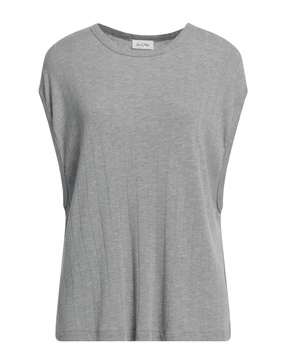 Sleeveless sweater