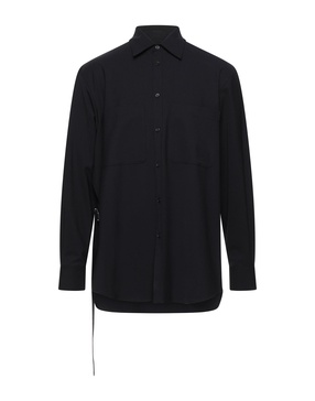 Solid color shirt