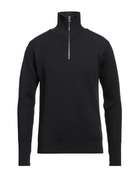 Sweater with zip