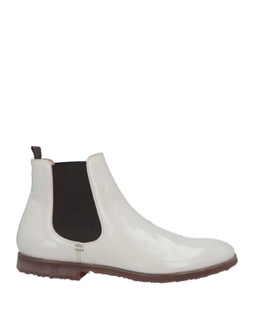 Ankle boot