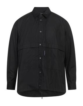 Solid color shirt