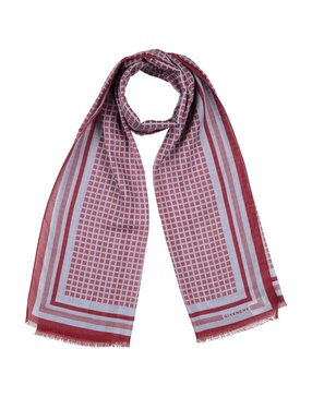 Scarves and foulards