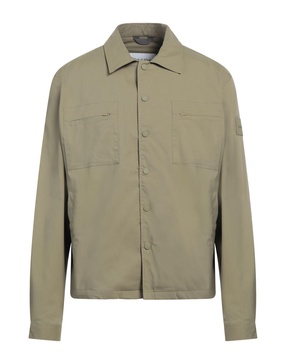 Solid color shirt