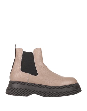 Ankle boot