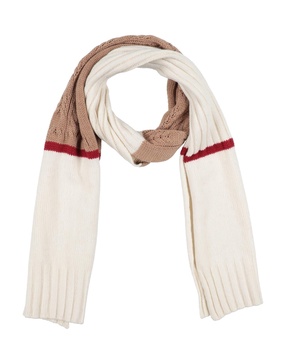 Scarves and foulards
