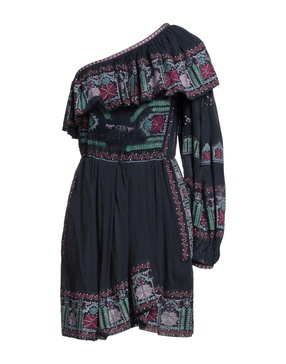 One-shoulder dress