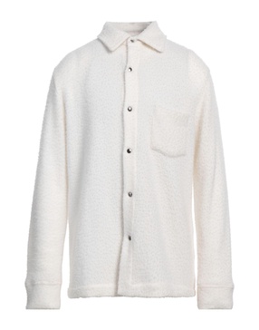 Solid color shirt