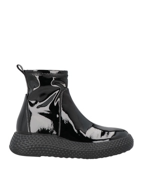 Ankle boot