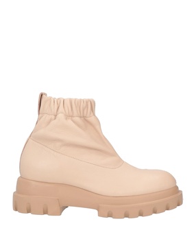 Ankle boot