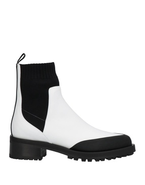 Ankle boot