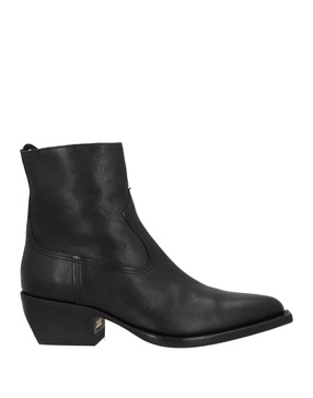 Ankle boot