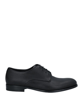 Laced shoes