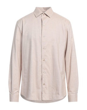 Solid color shirt