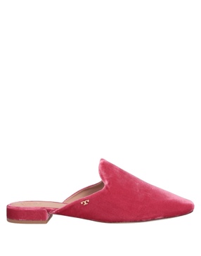 Mules and clogs
