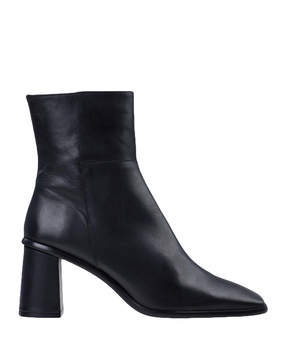 Ankle boot