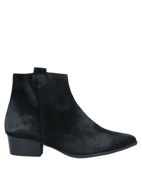 Ankle boot