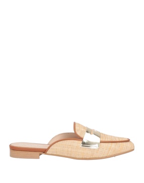 Mules and clogs