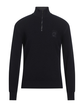Sweater with zip