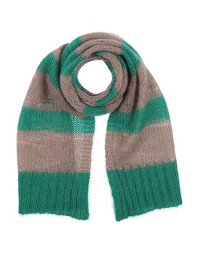 Scarves and foulards