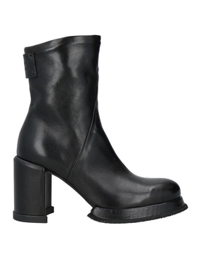 Ankle boot
