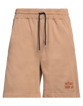 Shorts & Bermuda