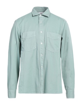 Solid color shirt