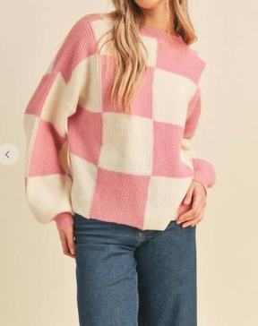 checkered sweater in pink