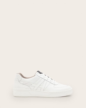 Vix Low Top Round Toe Leather Sneakers
