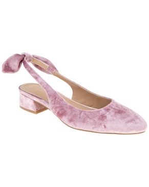 BCBGeneration Torna Velvet Pump