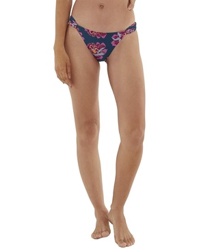 morena loop brazilian bottom