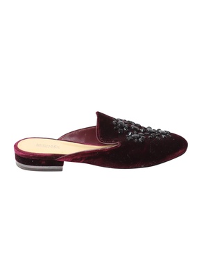 crystal-embellished slip-on flat mules in burgundy velvet