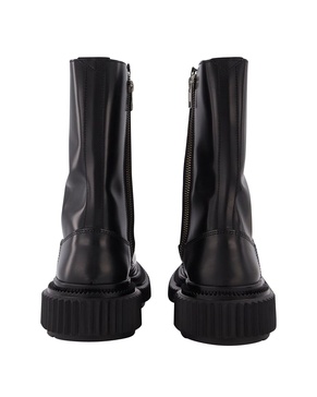 type 185 boots in black leather