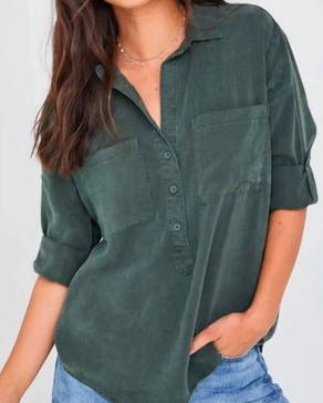 pullover placket shirt in dark forest