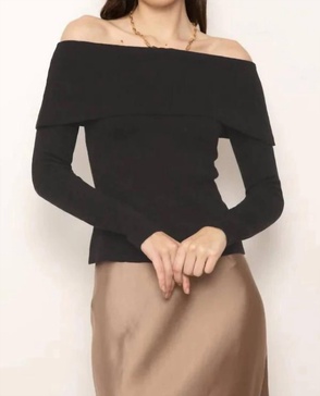 nova off shoulder sweater in black