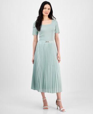 Women's Short-Sleeve Sweater & Pleated Midi Skirt