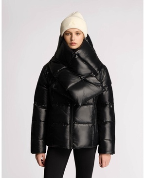 Women's Winekka 2-in-1 Reversible Puffer with Oversized Removable Scarf